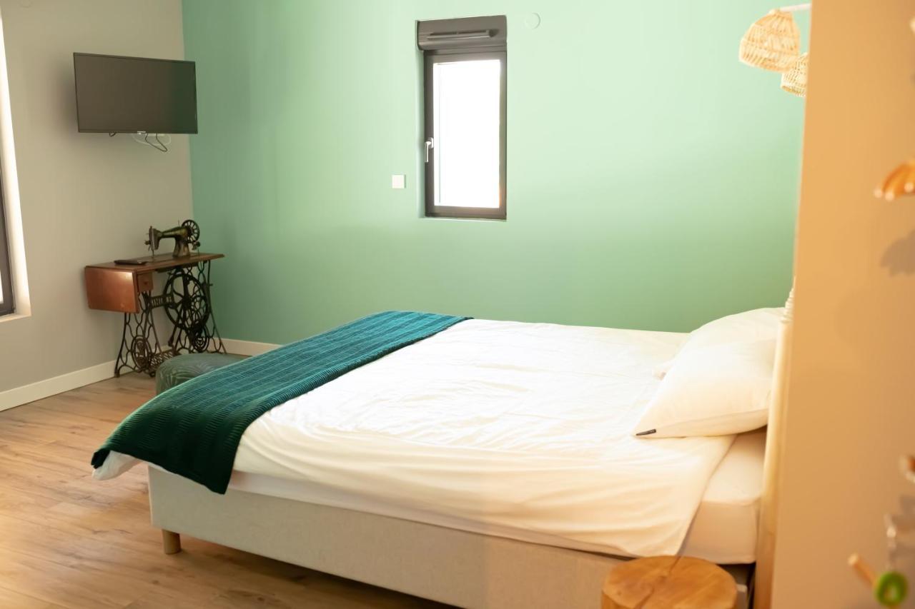 Domaine Des Jammetous - Hotel And Yoga Retreat Center La Magdelaine-Sur-Tarn Luaran gambar
